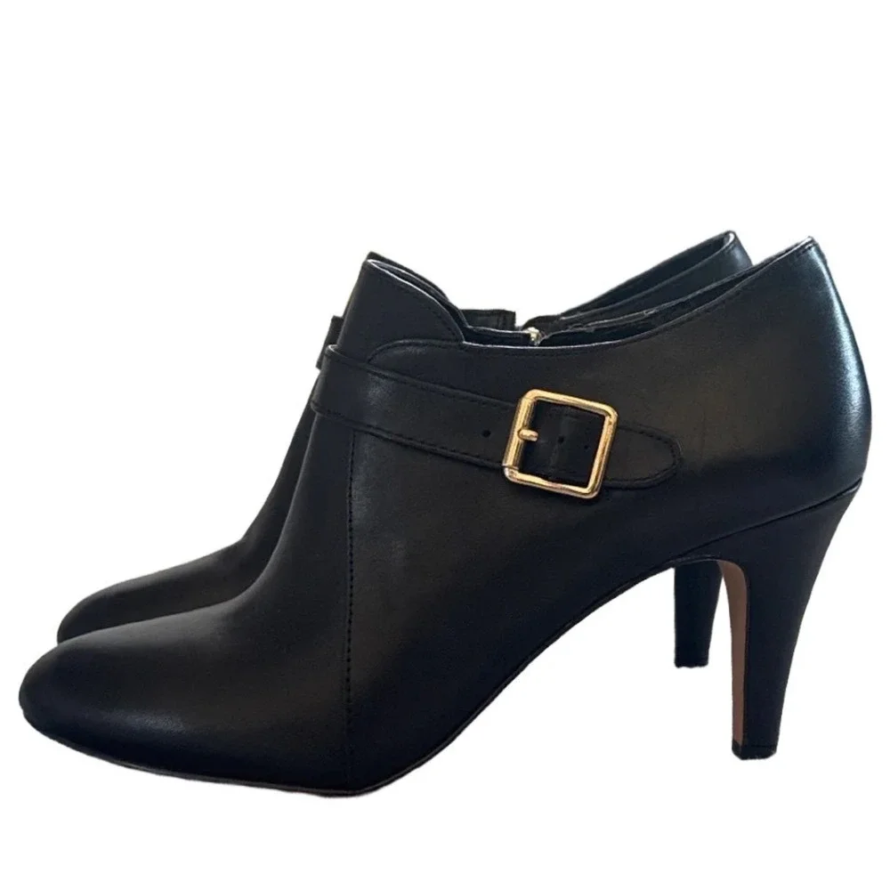 Vince Camuto Black Leather Buckle Ankle Booties Stiletto 8.5 Mob Wife Shooties